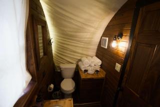 Elevated West Wagon Stay - Spacious Cozy and Charming - - 2