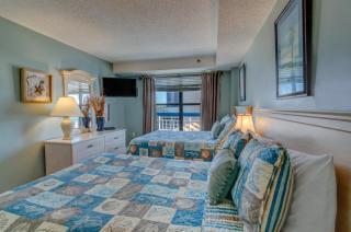 Stunning Views and Water Features - Myrtle Beach - 3