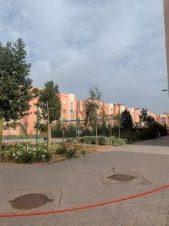 Spacious apartment 15 minutes from aéroport Marrakech reservation juste pour les familles est les couples mariés - Marrakesh - 1