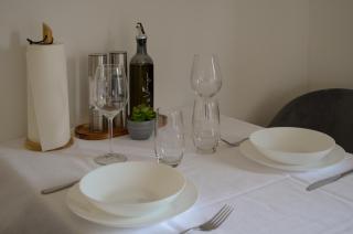 AMA Home AMALI Apartment mit Balkon WLAN Smart TV Parkplatz in Top Lage Ideal für Familien Paare Geschäftsreisende - Hiddenhausen - 4