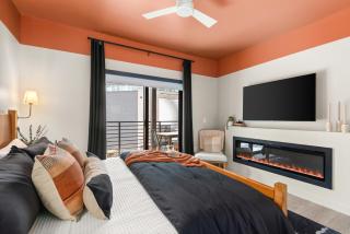 Laylas Nashville Retreat with Pool Walk to Broadway - Nashville - 1