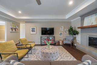 Family Home + Back Guest Home - Oklahoma City - 3