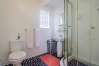Bietjie Brenton Holiday Home - Midrand - 9
