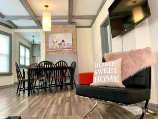 Huge 6BR Home , Modern & Convenient - Niagarafälle - 0
