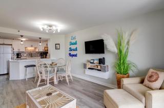 Escape To This Oceanview King Condo - Myrtle Beach - 7