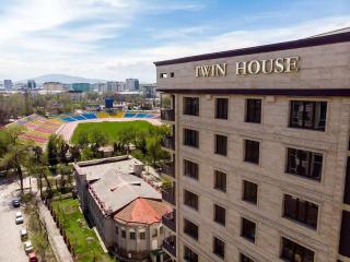 Twin house - 8