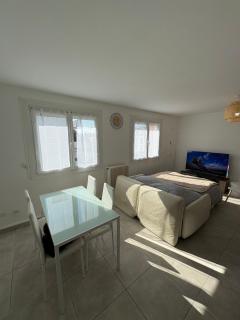 Cozy studio parking privé meyzieu centre - Meyzieu - 4