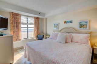 Condo Comfort and Ocean Views Await - Myrtle Beach - 5
