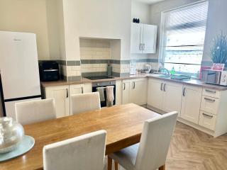 Moon House Crewe - Crewe - 1