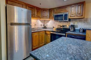 Stunning Views plus Spacious Balcony - Myrtle Beach - 6