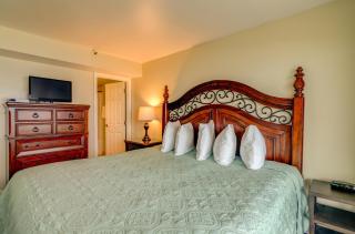 Stunning Views plus Spacious Balcony - Myrtle Beach - 1