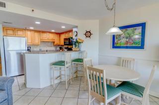 Comfortable Beach Life King Condo - Myrtle Beach - 8