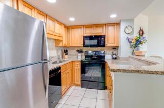 Comfortable Beach Life King Condo - Myrtle Beach - 7