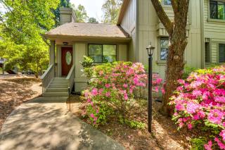 Boating, Pickleball and More Condo Near Lake Keowee - Salem - 0