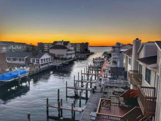 Waterside Six 302 - Captain's Pride - Ocean City - 2