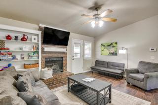 2 Mi to OU Family-Friendly Retreat with Patio! - 9