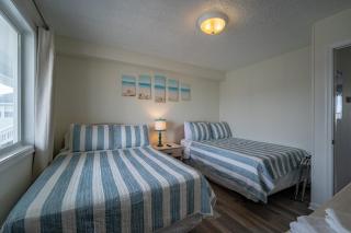 Jocelyn Manor 88 - Two Angels - 1