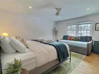 The Red Bear - 6 En-Suite BRs, Former Inn, Views - 2