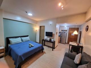 Palm Tree Condos near MNL Airport Terminal 3 by ELR - Manila - 7