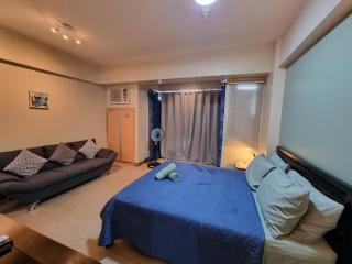 Palm Tree Condos near MNL Airport Terminal 3 by ELR - Manila - 9