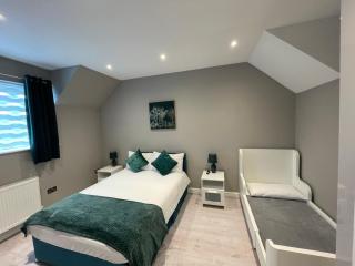 Deluxe Apartment - Harrow on the Hill - 8