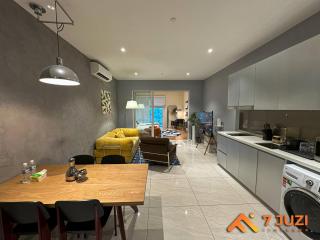 Klcc Quill Cozy& Chill Suite 3-5Pax HD1080 Netflix - 1