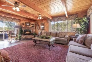Navigate Stays Cabin w Firepit & Mountain Views - Fawnskin - 8