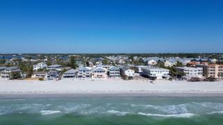 Bates Avenue House - Clearwater Beach - 8