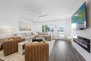 Bayside Hideaway! Private pool with water view and canal side dock! Available for Summer! - Bradenton - 3