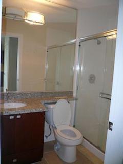 Discover Tranquility in this 2 bed townhouse - Vancouver - 3