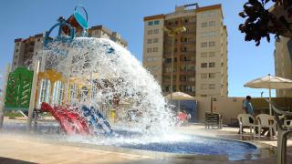 Resid. Prive das Thermas 1 com 7 piscinas e toboágua acquaalegria infantil - localizado próx. Walter Park - 9