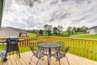Deck and Outdoor Dining Family Getaway in Dry Ridge - Dry Ridge - 9