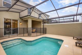 Stylish Family Retreat with Themed Bedrooms - 7