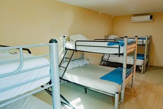 Casa con alberca en excelente ubicación, para grupos grandes de personas - Mazatlán - 4