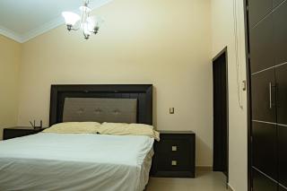 Casa con alberca en excelente ubicación, para grupos grandes de personas - Mazatlán - 3