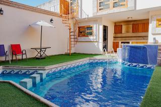 Casa con alberca en excelente ubicación, para grupos grandes de personas - Mazatlán - 9