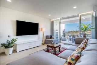 Sunny 3-Bedroom Apartment - Albufeira - 0