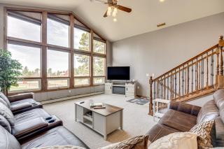 Hot Tub, Pool 40-Acre Horse Ranch in Kiowa! - - 8