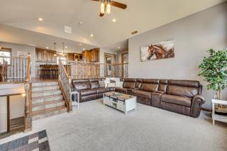 Hot Tub, Pool 40-Acre Horse Ranch in Kiowa! - - 6