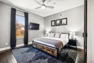 Legends Loft Modern Stay Near Vandy on West End - Nashville - 8