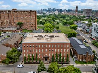 The Barrelhouse Loft in West End Near Vandy and Centennial - Nashville - 7