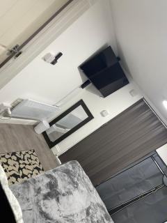 Cozy mini studio in Basildon - Nevendon - 1