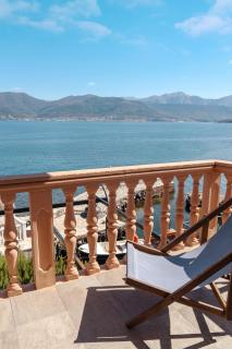 Sea Breeze Escape - 7