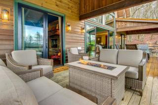 1 Mi to Panthertown Valley Mountain Lodge with Deck - Glenville - 9