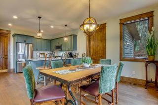 1 Mi to Panthertown Valley Mountain Lodge with Deck - Glenville - 5
