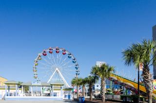 Connollys Salty Daze by Bryant Real Estate - Carolina Beach - 1