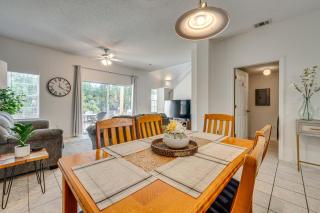 Patio and Pool Access Townhome Less Than 9 Mi to Disney! - Kissimmee - 4