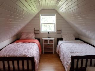 Cozy Cabin, 2 min to the HWY1 - Tappen - 7
