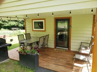 Cozy Cabin, 2 min to the HWY1 - Tappen - 7