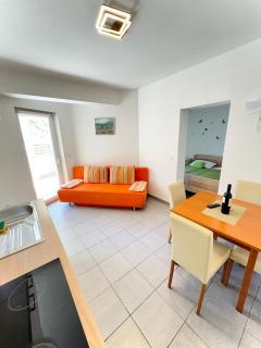 Apartments Elvira - Drage - 1
